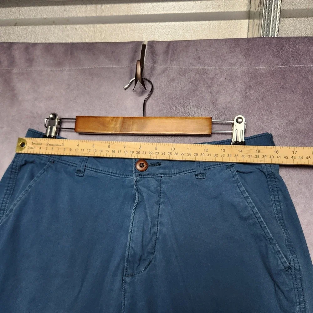 Hollister Beach Prep Fit Blue Chino Shorts Mens Size 31 Casual Summer